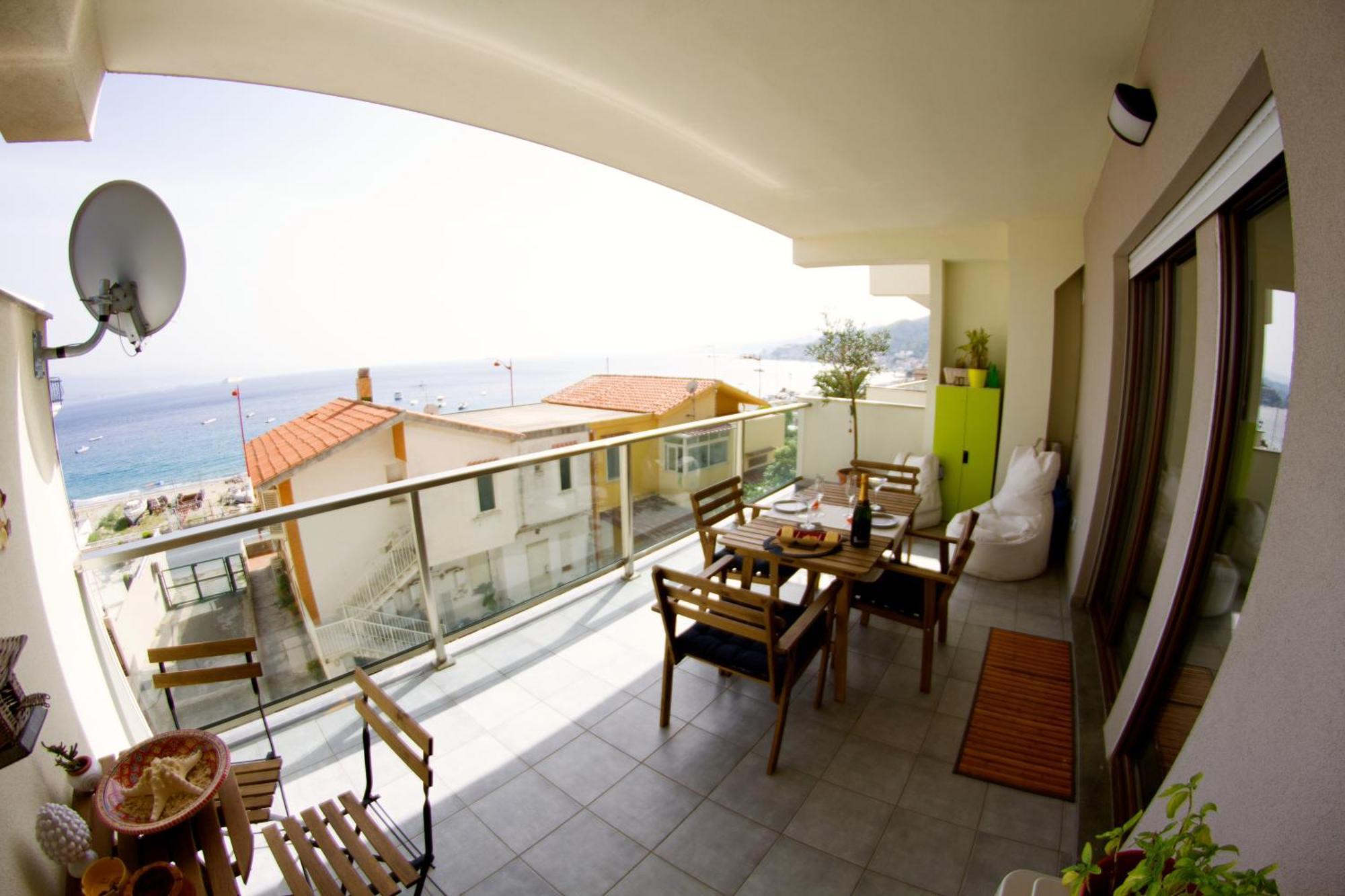 Luxury Apartment Mesyna Pokój zdjęcie