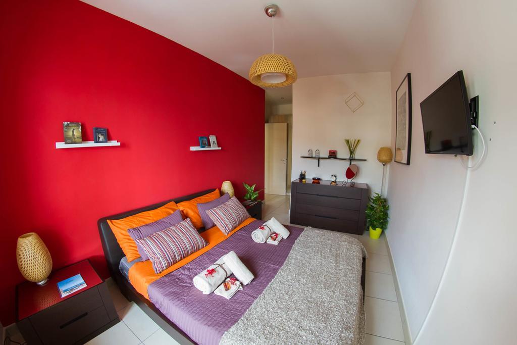 Luxury Apartment Mesyna Pokój zdjęcie